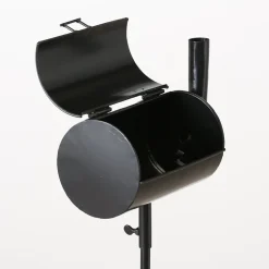 Boltze Sturmaschenbecher Smoker auf Stab