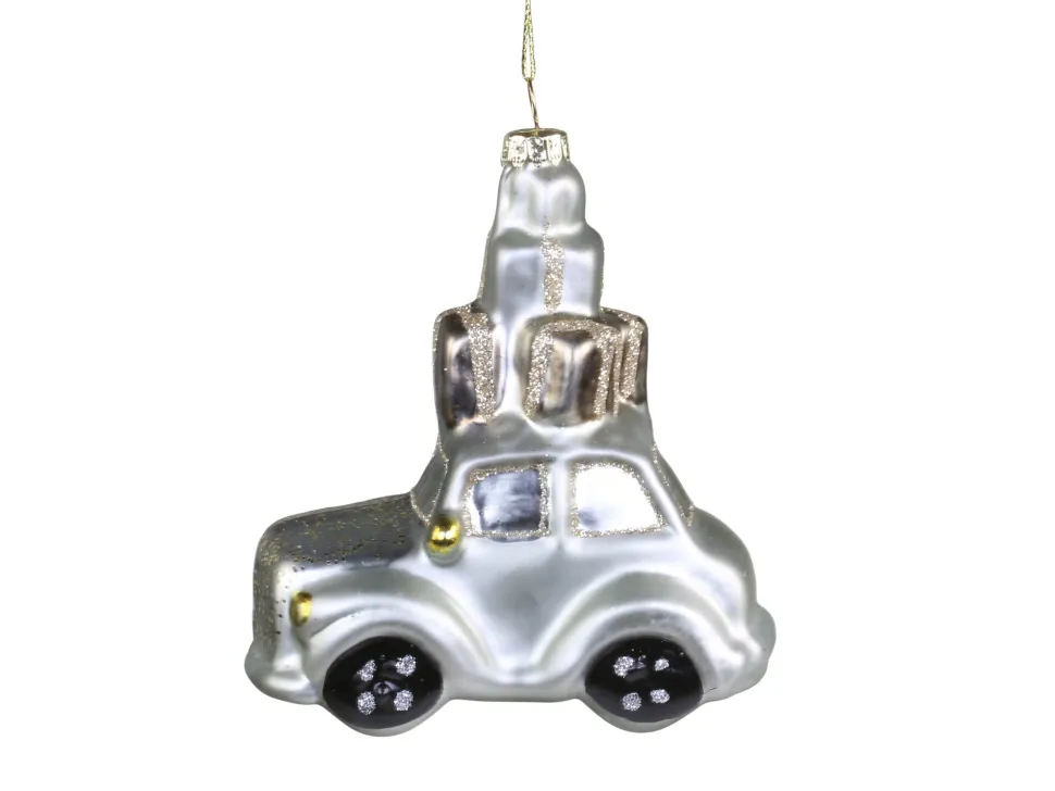 Chic Antique Auto mit Geschenken zum Aufhängen