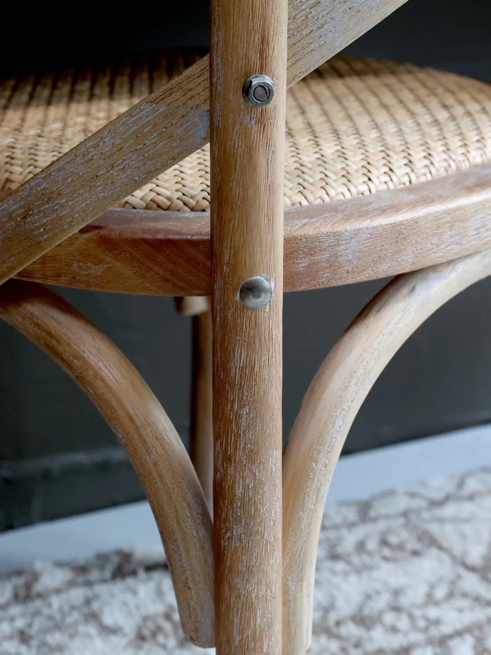 Chic Antique Französischer Esstischstuhl mit Geflechtsitz