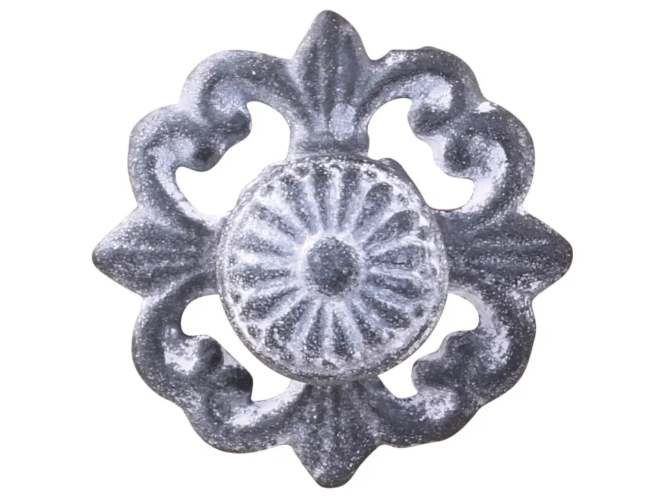 Chic Antique Griff Ornament