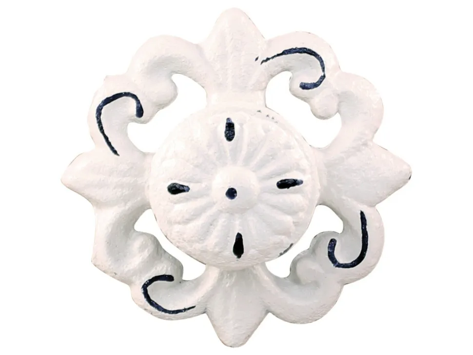 Chic Antique Griff Ornament