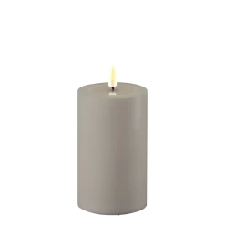 Deluxe Homeart LED Real Flame Outdoor Stumpenkerze grau