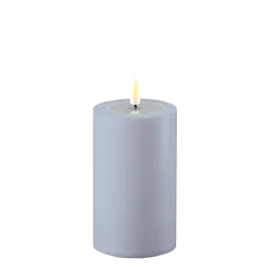 Deluxe Homeart LED Real Flame Outdoor Stumpenkerze staubig blau