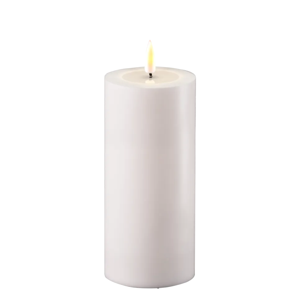 Deluxe Homeart LED Real Flame Outdoor Stumpenkerze weiß