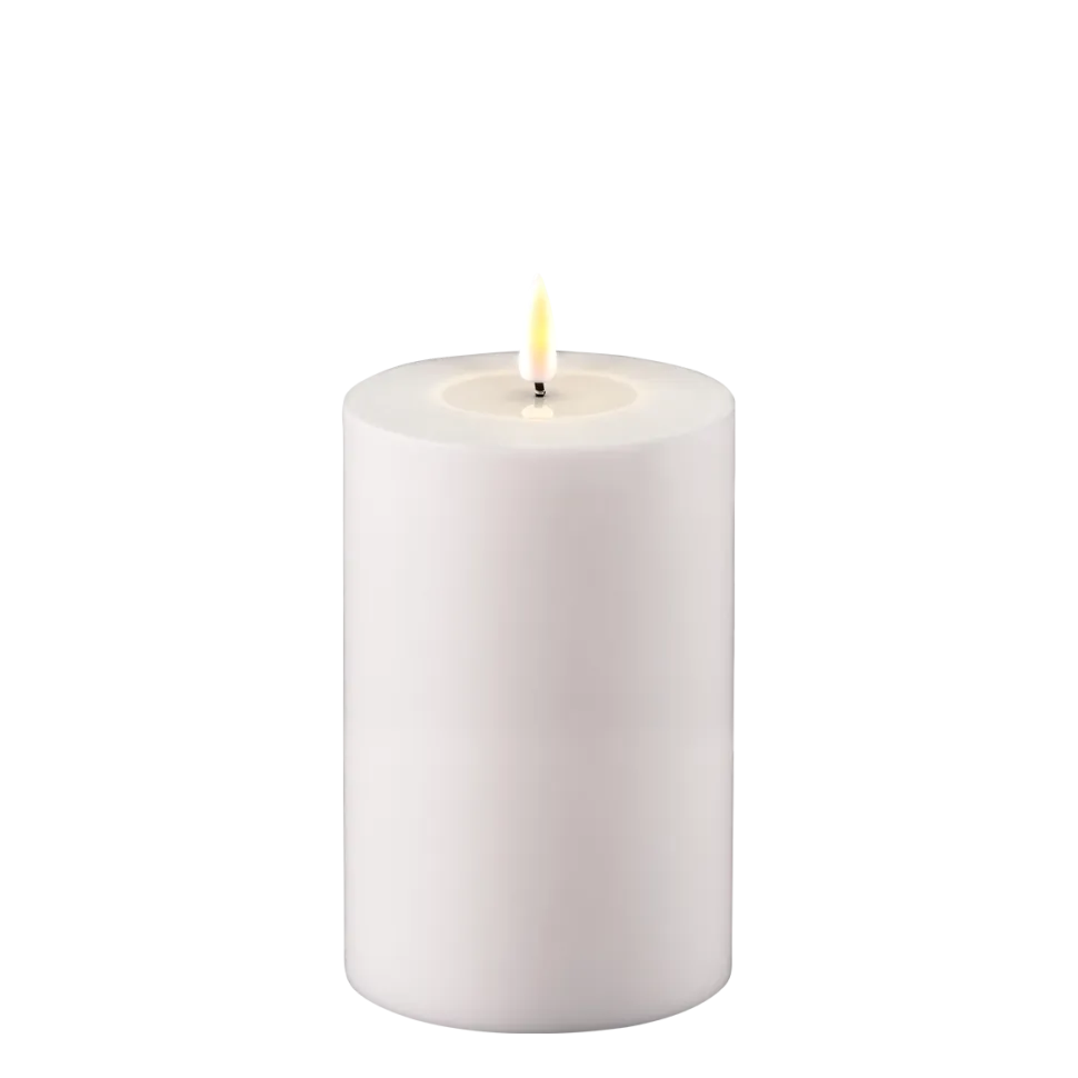 Deluxe Homeart LED Real Flame Outdoor Stumpenkerze weiß