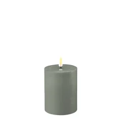 Deluxe Homeart LED Stumpenkerze Real Flame salbei green